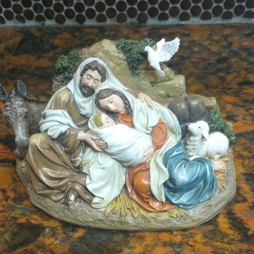 Nativity Scene Figurine with Multicolor Design